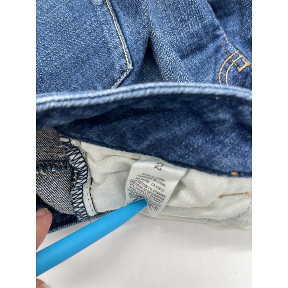 American Eagle Cut-off Raw Hem Booty Jean Shorts 2 - Picture 7 of 10